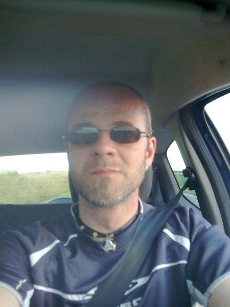 philipp77 ou la joie du pilote moto en auto mdrrr